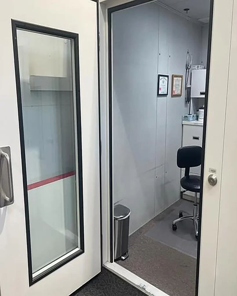 MODULAR IN PLANT OFFICE _ ADU, WITH ONE WINDOW(3)