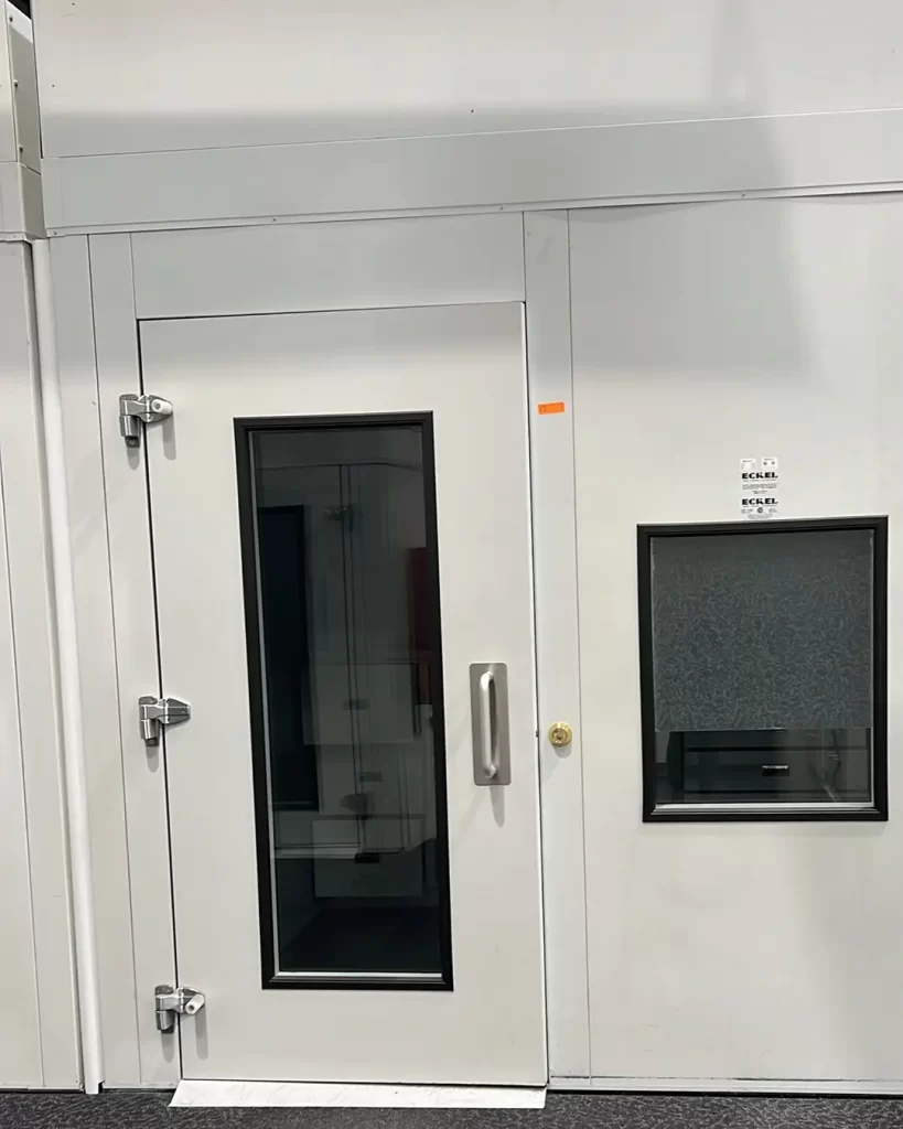 MODULAR IN PLANT OFFICE _ ADU, WITH ONE WINDOW(6)